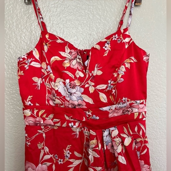 NWOT My Favorite Day Red Floral Print Tulip Skirt Midi Dress - Picture 5 of 10
